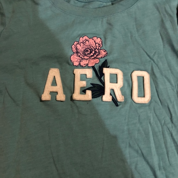 ✨BUNDLE✨ two tshirts - Picture 3 of 5